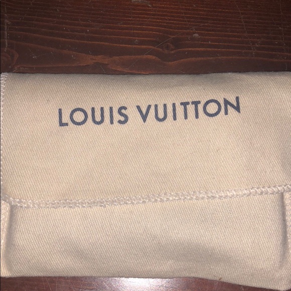 Louis Vuitton Wallet - Picture 3 of 6